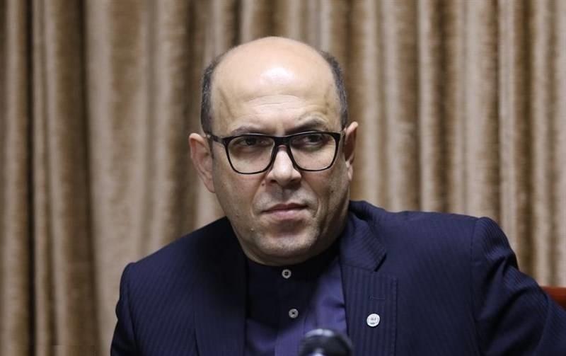 نامه احضاریه دادگاه در دست مدیرعامل استقلال نامه احضاریه دادگاه در دست مدیرعامل استقلال