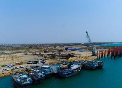 بندر سیریک پلی برای ترانزیت کالا به کشور عمان (تور عمان ارزان قیمت)